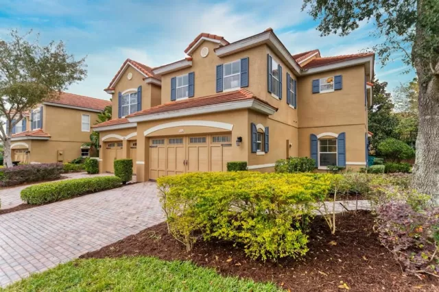 MLS: U8185841 Condo For Sale