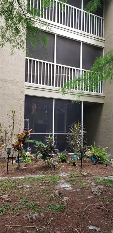 MLS: V4924693 Condo For Sale