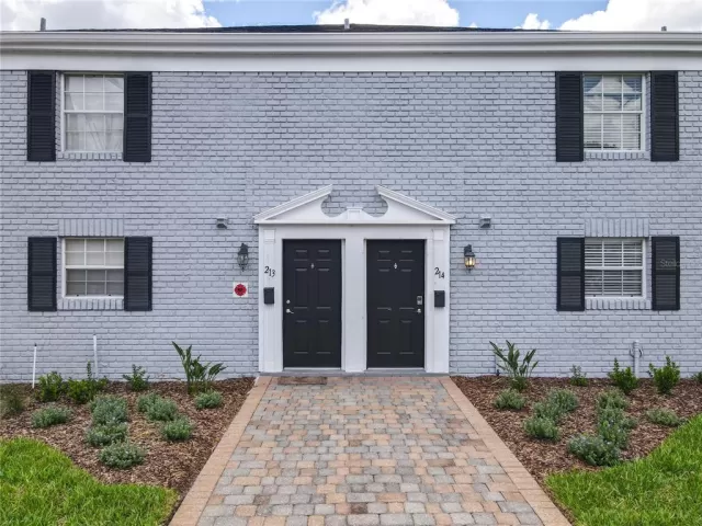 MLS: V4926044 Condo For Sale