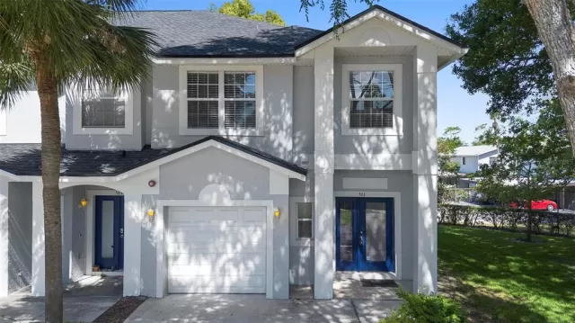 MLS: V4937091 Condo For Sale