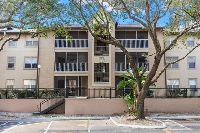 MLS: V4940827 Condo For Sale