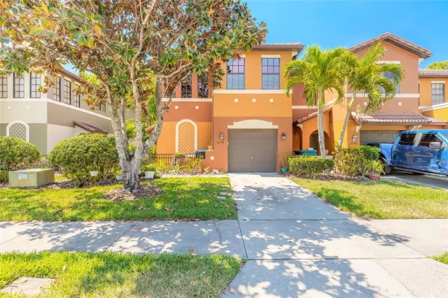 MLS: V4941988 Condo For Sale