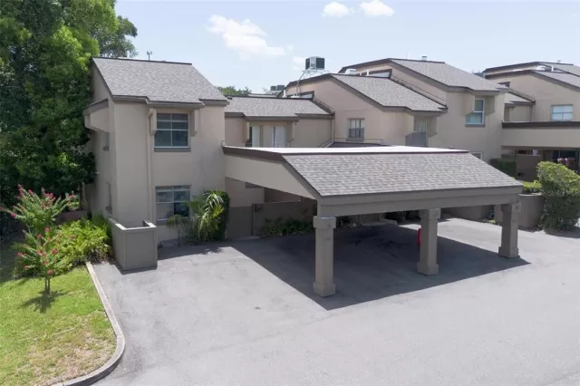 MLS: V4943512 Condo For Sale