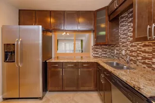 Photo #5: V4944532 Listing 