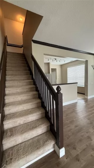 Photo #6: V4944899 Listing