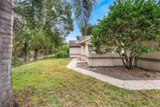 Photo #5: V4945974 Listing 