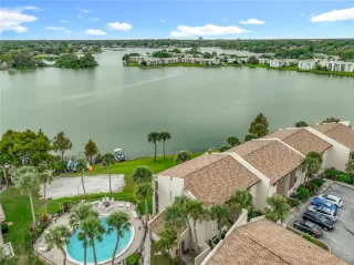 Photo #2: V4946360 Listing 