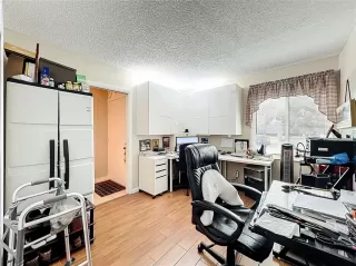 Photo #6: V4946374 Listing 