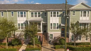 Primary Photo for MLS#: V4946398