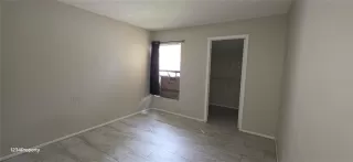 Photo #6: V4946641 Listing 