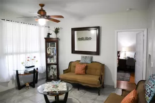 Photo #3: V4946665 Listing