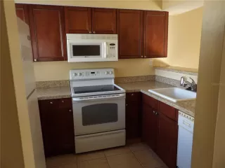 Photo #4: V4947284 Listing 