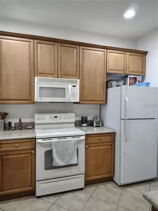 Photo #5: V4947422 Listing 