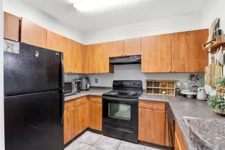 Photo #6: V4947425 Listing 