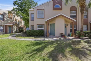 Photo #5: V4947844 Listing 