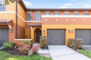 Primary Photo for MLS#: V4947957