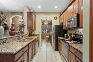 Photo #3: V4948902 Listing 