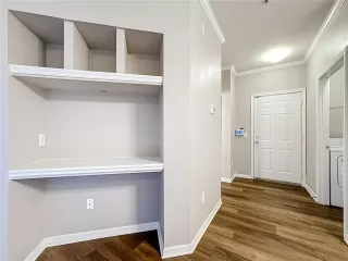 Photo #5: V4949007 Listing 