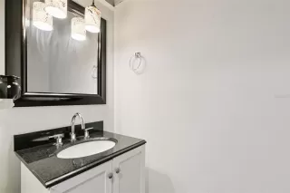 Photo #4: V4949015 Listing 