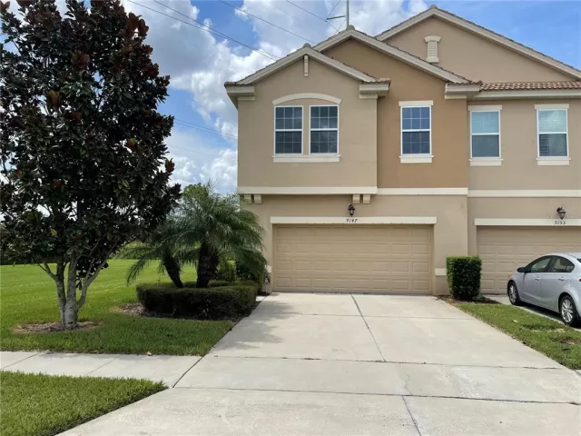 MLS: W7837591 Condo For Sale