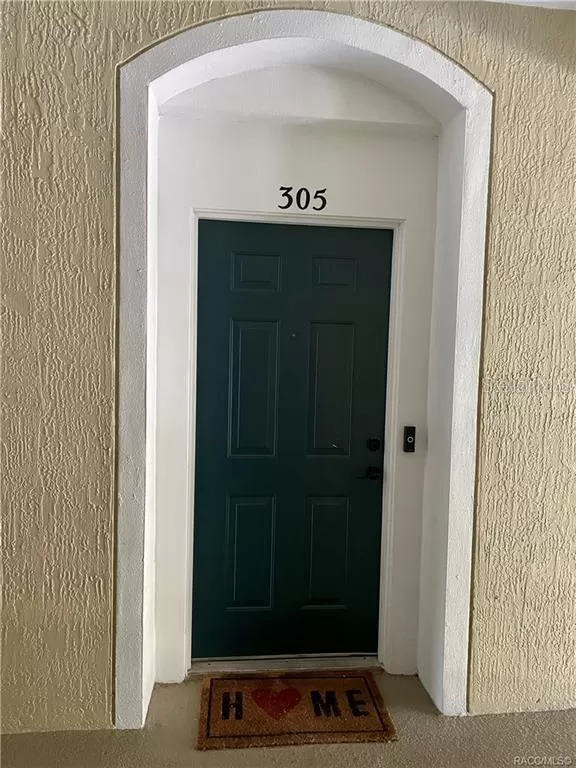 MLS: W7851878 Condo For Sale