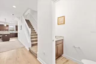 Photo #2: W7883548 Listing 